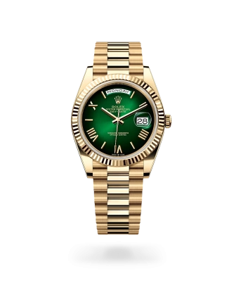 Rolex Day-Date 40 de oro amarillo con esfera verde sombreado, bisel estriado, y brazalete President - Bentrani