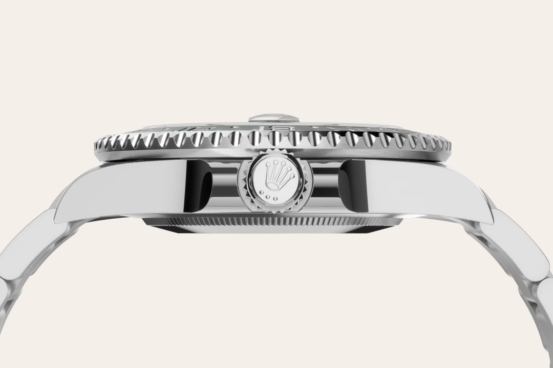Rolex GMT-Master II de acero Oystersteel con esfera negra, bisel giratorio bidireccional, graduado 24 horas, y brazalete Oyster, m126720vtnr-0001 - Bentrani